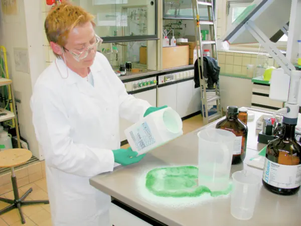 Öl- und Chemikalienbinder UNI-SAFE PLUS, 1000 ml Laborpackung