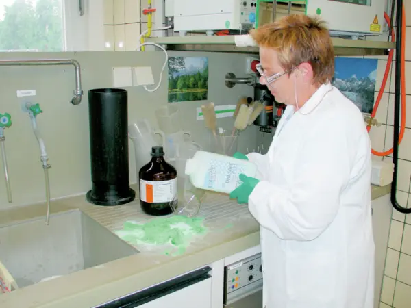 Öl- und Chemikalienbinder UNI-SAFE PLUS, 1000 ml Laborpackung