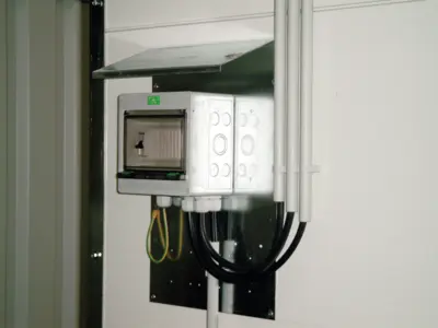 SI-Kasten IP 54 mit Automaten