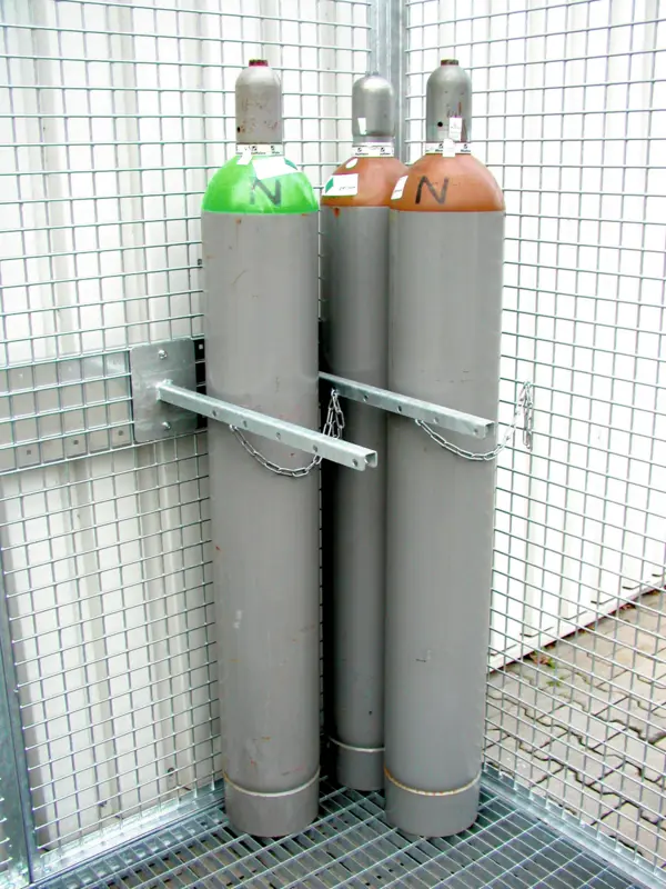 Haltevorrichtung mit Kette für Gasflaschen d = 220 mm